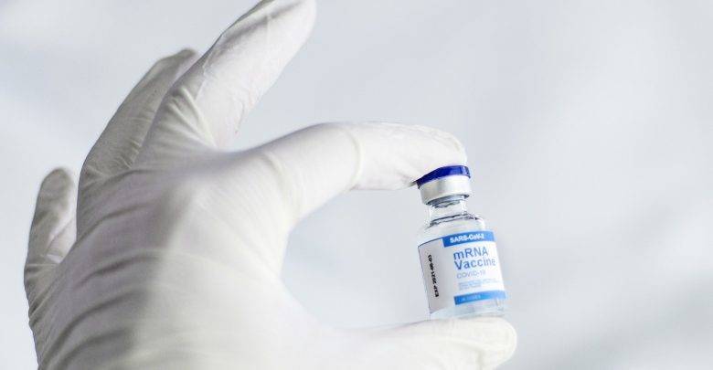 В России открыли более 5 800 пунктов вакцинации от коронавируса