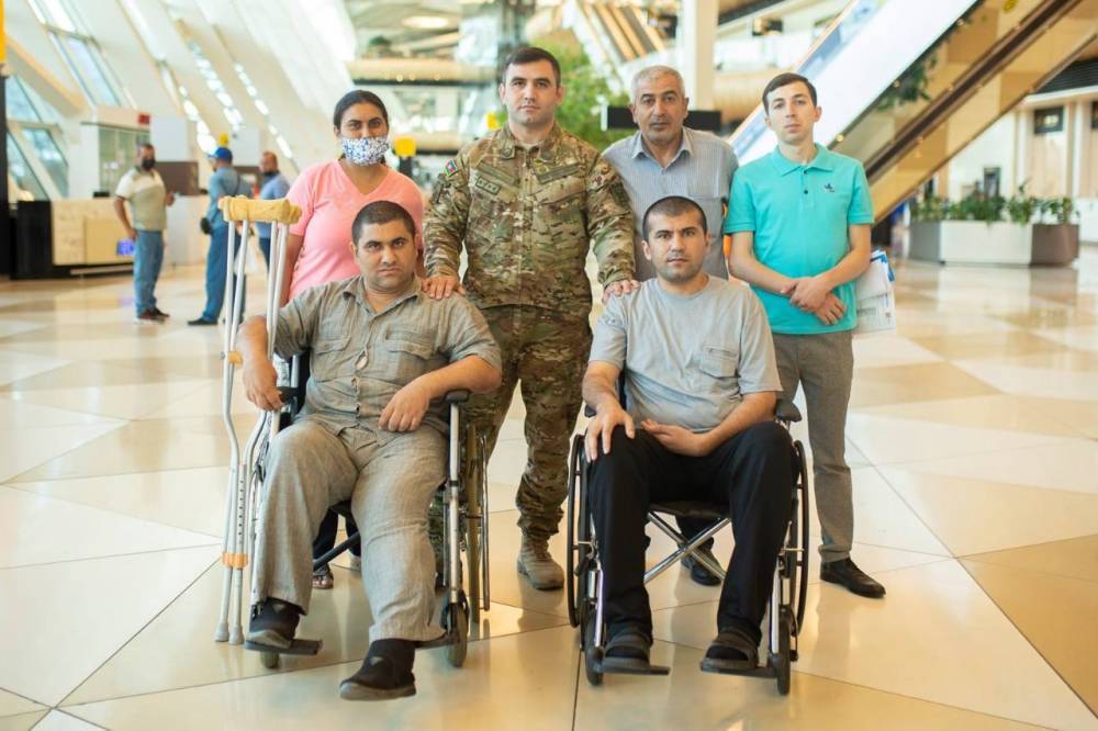 Фонд YAŞAT отправил на лечение в Турцию еще 10 участников Отечественной войны Азербайджана (ФОТО)