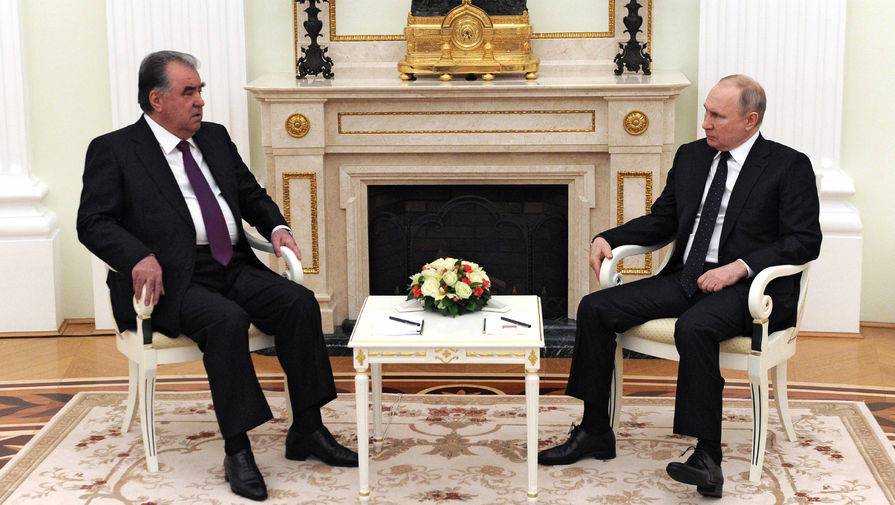 Путин пообещал оказать поддержку Таджикистану в ситуации на границе с Афганистаном