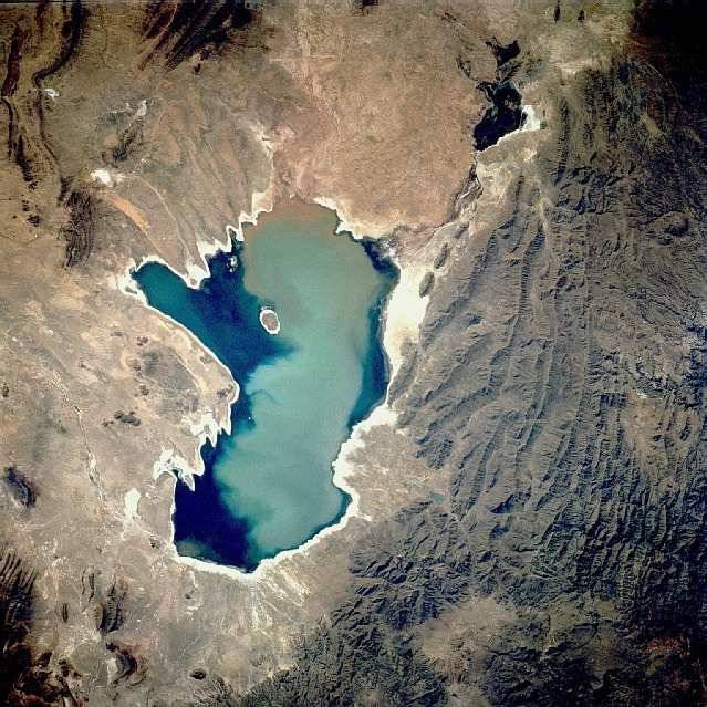 Geophysical Research Letters: С лица Земли исчезают крупные озера