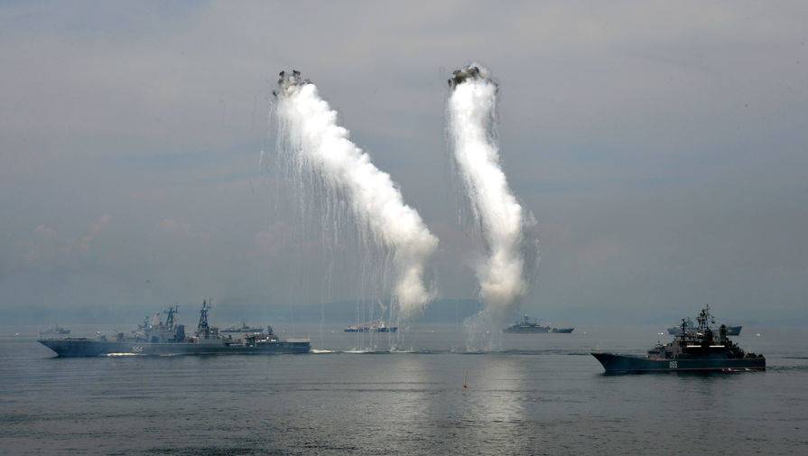 Российские военные следят за разведывательным кораблем Франции в Японском море