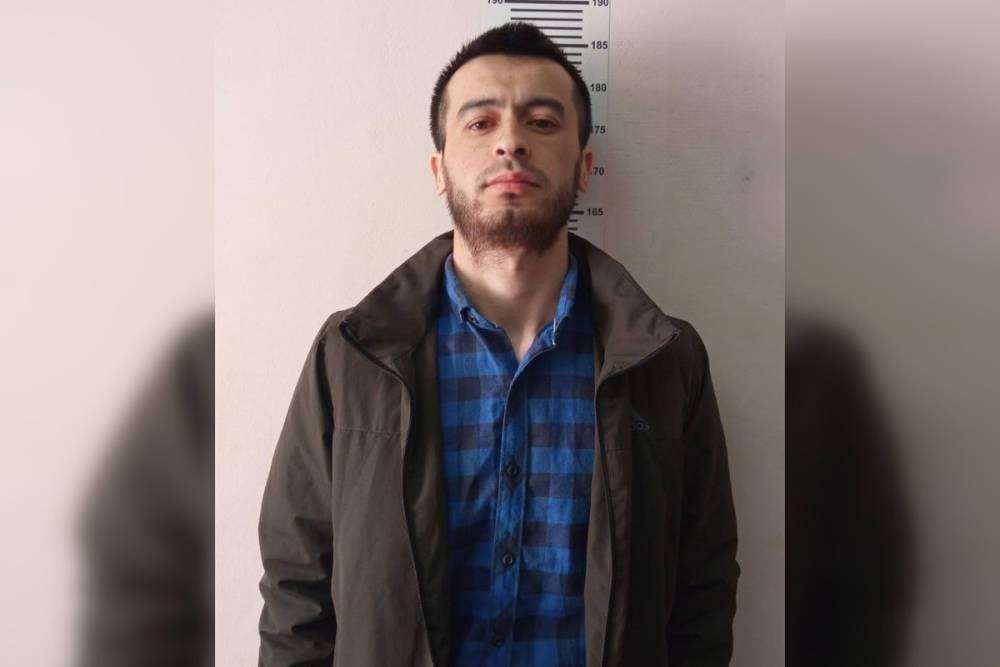 Опубликованы фото узбека, задержанного в Петербурге за спонсирование террористов