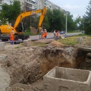 В Шевченковском районе Запорожья меняют водопровод