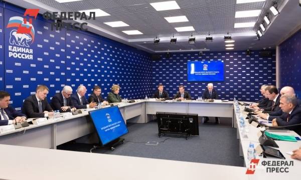 «Единая Россия» подала в ЦИК список кандидатов в Госдуму: их проверяли дважды