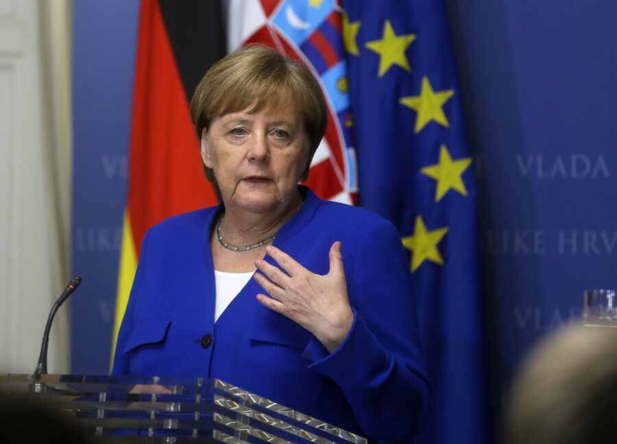 Меркель хочет видеть страны Западных Балкан в членами ЕС в будущем