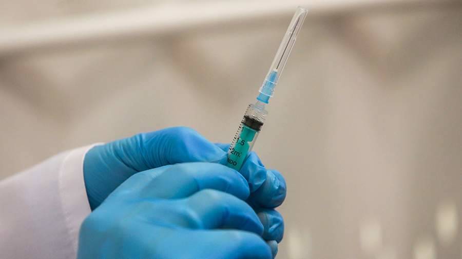 Ряд зарубежных производителей подали документы на регистрацию вакцин в РФ