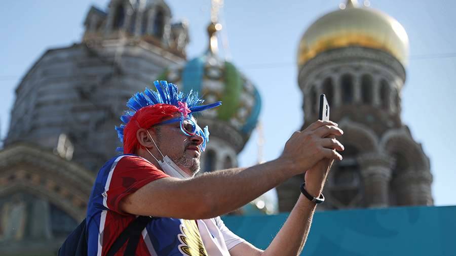 Туристы потратили 1 млрд рублей за время Евро-2020 в Петербурге