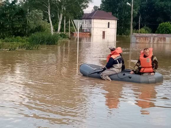 Уровень воды в реках уже затопленных курортных городов Кубани может подняться еще выше