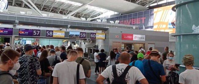 Аэропорт Борисполь сравнил пассажиропоток с докризисным уровнем