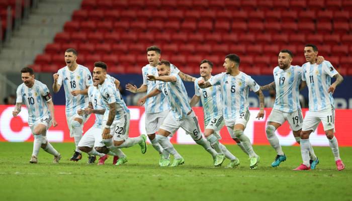 Аргентина в серии пенальти обыграла Колумбию и вышла в финал Копа Америка