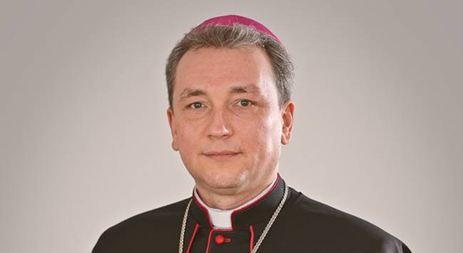 Епископ Кособуцкий вступился за гимн «Магутны Божа»
