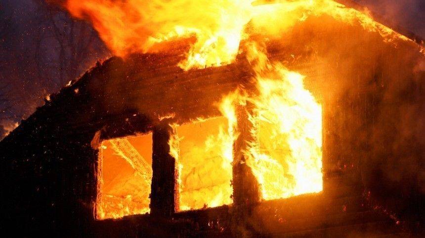Родители спаслись: что известно о страшном пожаре под Смоленском