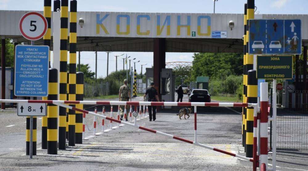 Венгрия открыла два пункта пропуска на границе с Украиной