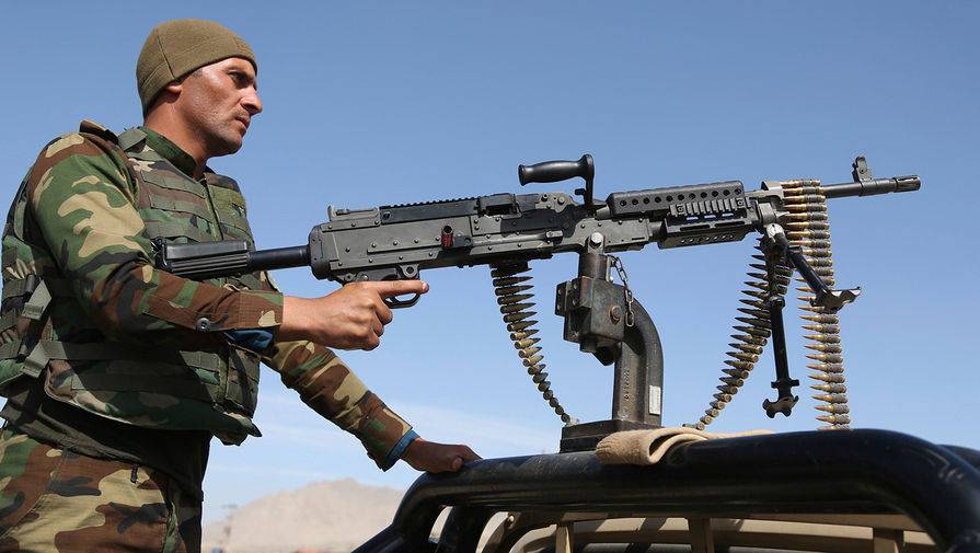 Министр обороны Афганистана назвал события в Бадгисе «критической фазой» войны