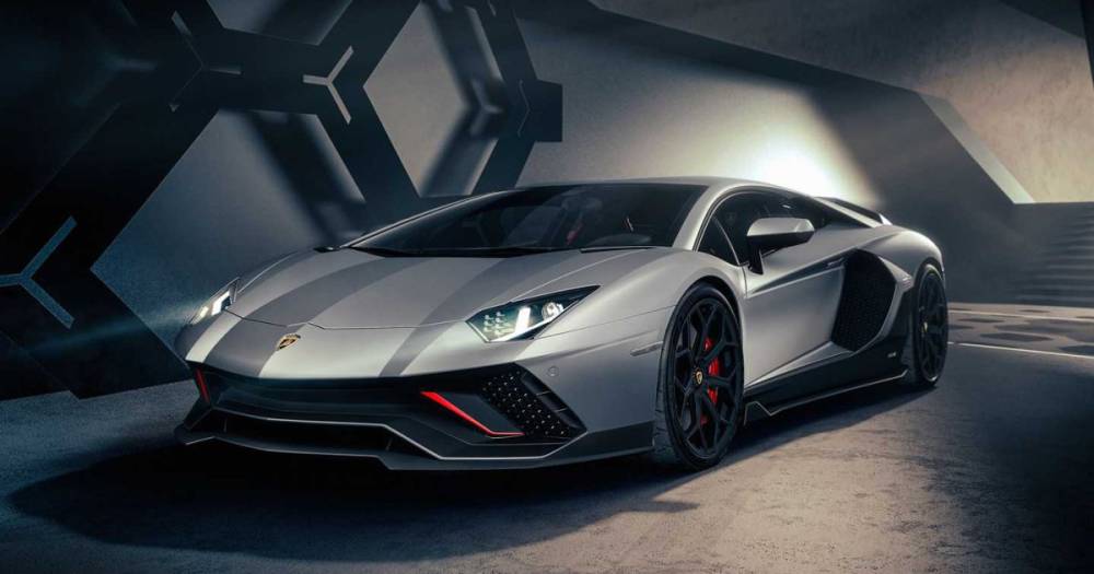 Прощай Aventador. Представлена финальная версия флагманского суперкара Lamborghini (видео)