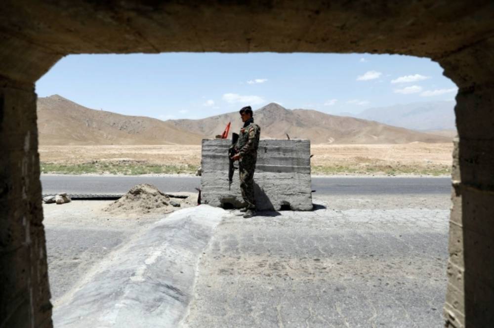 Талибы утверждают, что захватили почти половину районов Афганистана