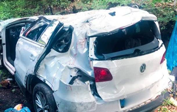 В Яремче авто упало с обрыва: четверо погибших