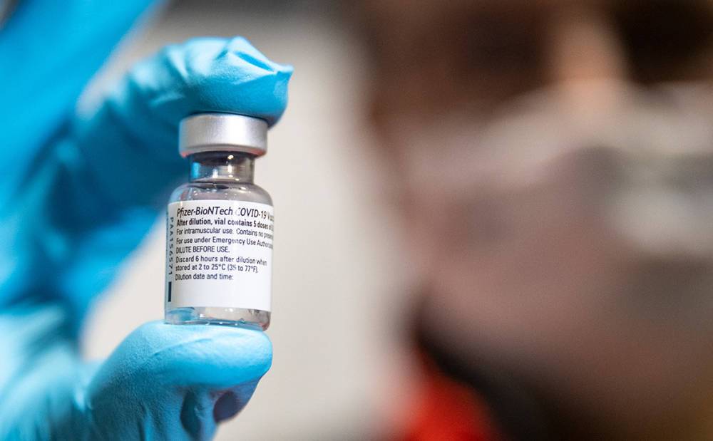 Киевскую больницу заподозрили в продаже вакцины Pfizer