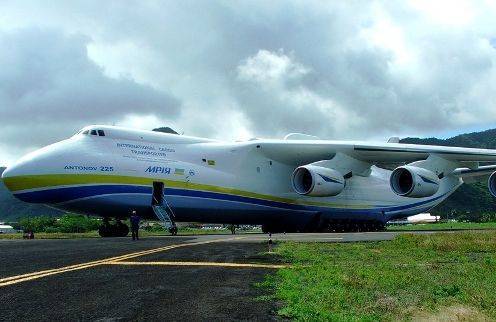 Командир экипажа самого большого самолета в мире АН-225 «Мрія» показал кадры взлета. ВИДЕО