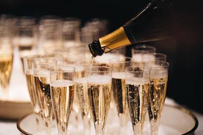 Авторы нового закона об игристых винах объяснили термин «российское шампанское»