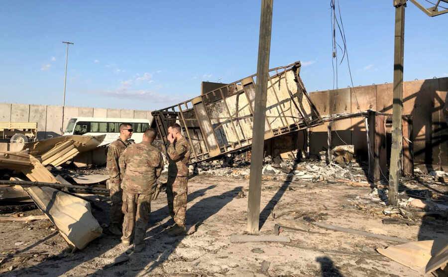 Авиабаза США в Ираке подверглась ракетному обстрелу