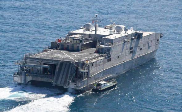 В Черное море направился американский десантно-транспортный корабль