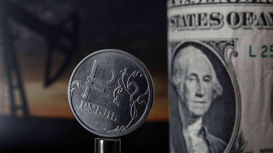 Эксперт назвал причины укрепления доллара