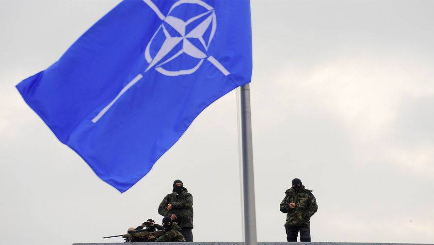 Пресс-конференция премьера Испании на базе НАТО в Литве прервалась сигналом о тревоге