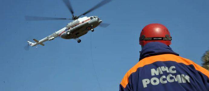 На Ямале спасатели нашли живыми пилотов упавшего самолёта