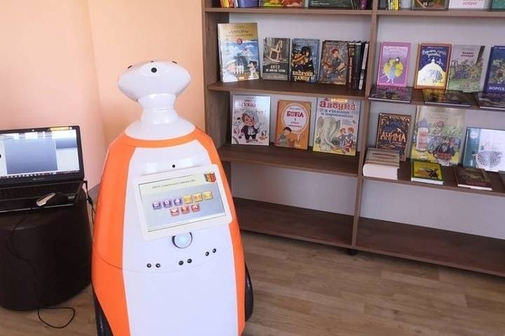 Робот-сотрудник появился в Кильмезской библиотеке в Удмуртии