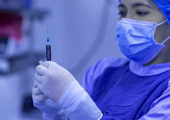 Саратовский чиновник посоветовал не заниматься сексом после вакцинации