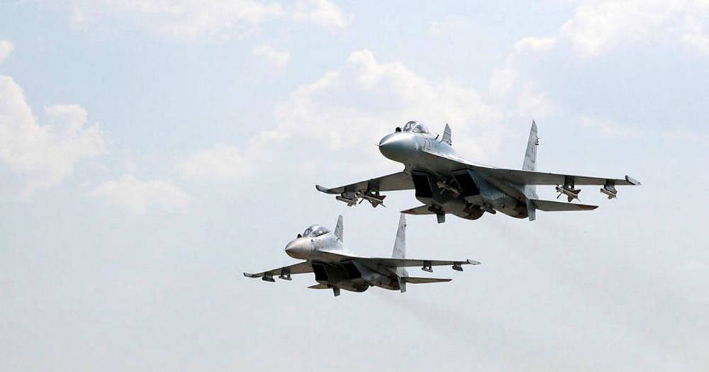 Су-27 сопроводил самолет-разведчик ВВС Франции над Балтийским морем