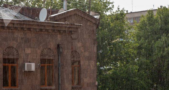 В Армении ожидаются дожди и грозы, жара чуть ослабеет