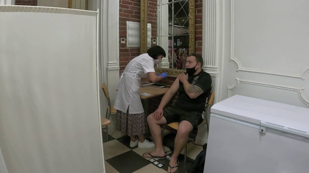 Воронежский губернатор отреагировал на жалобы о нехватке вакцин от коронавируса
