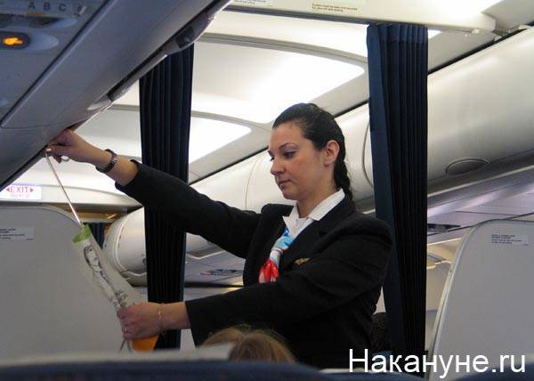 Российские авиакомпании попросили отменить обязательную вакцинацию для экипажей