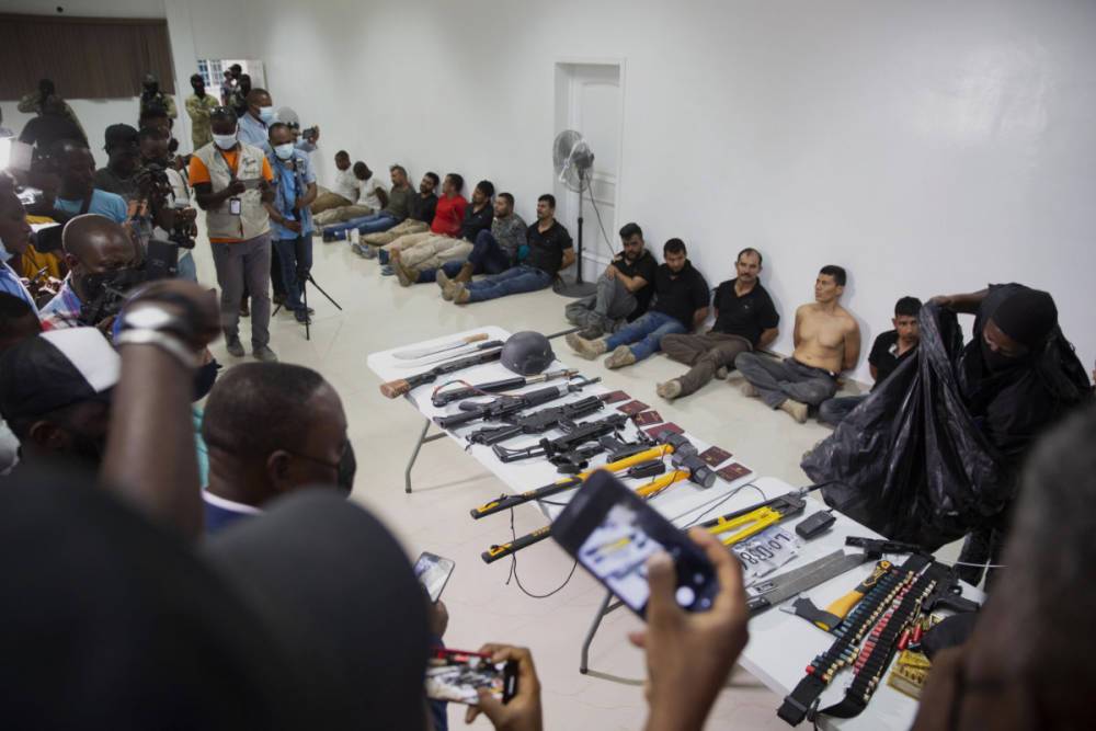 Опубликованы фото задержанных за убийство президента Гаити