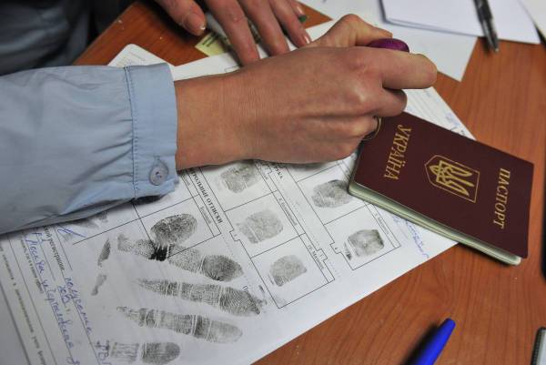 В МВД предложили отменить разрешения на временное проживание в России