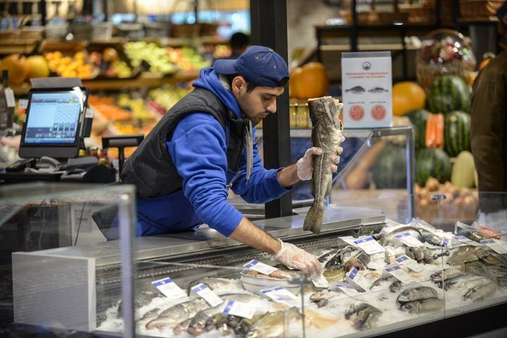 Союз потребителей назвал причины подорожания рыбы и консервов