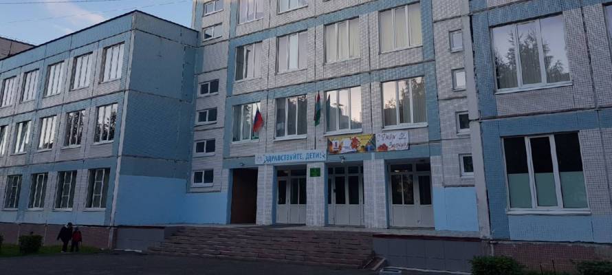 Власти Петрозаводска полгода ищут руководителя для школы, откуда ушел молодой директор