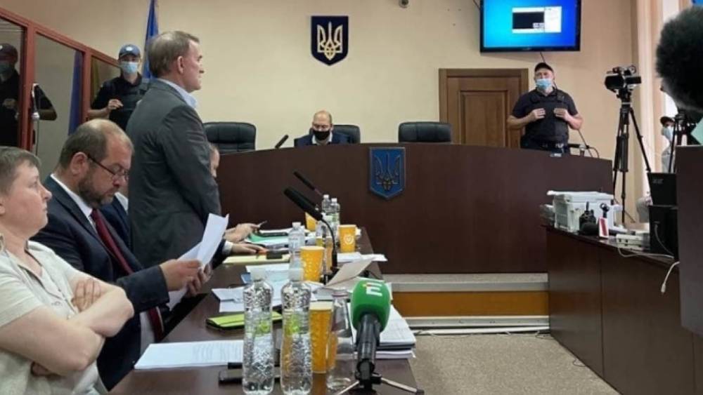 Домашний арест Медведчука продлен на два месяца