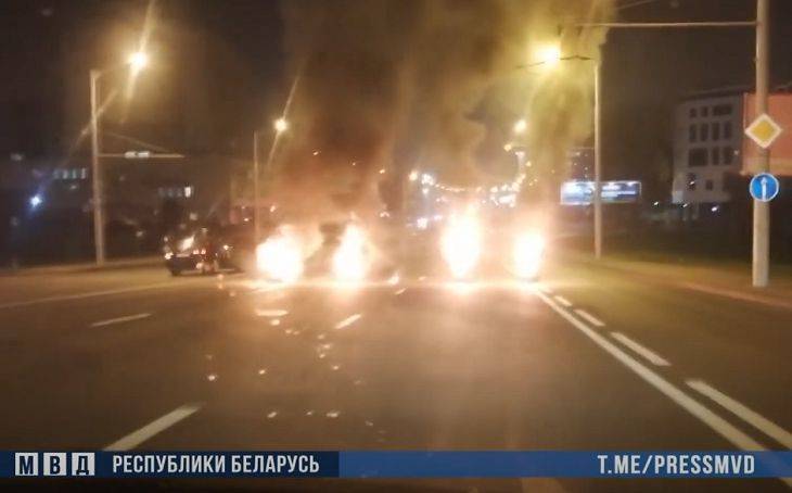 Силовики задержали организаторов поджога шин возле УВД Минского облисполкома
