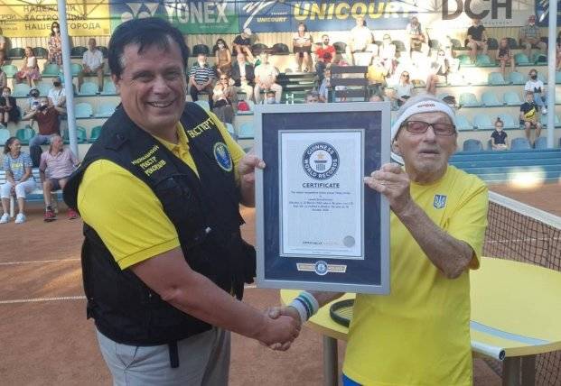 97-летний украинец попал в Книгу рекордов Гиннеса благодаря теннису