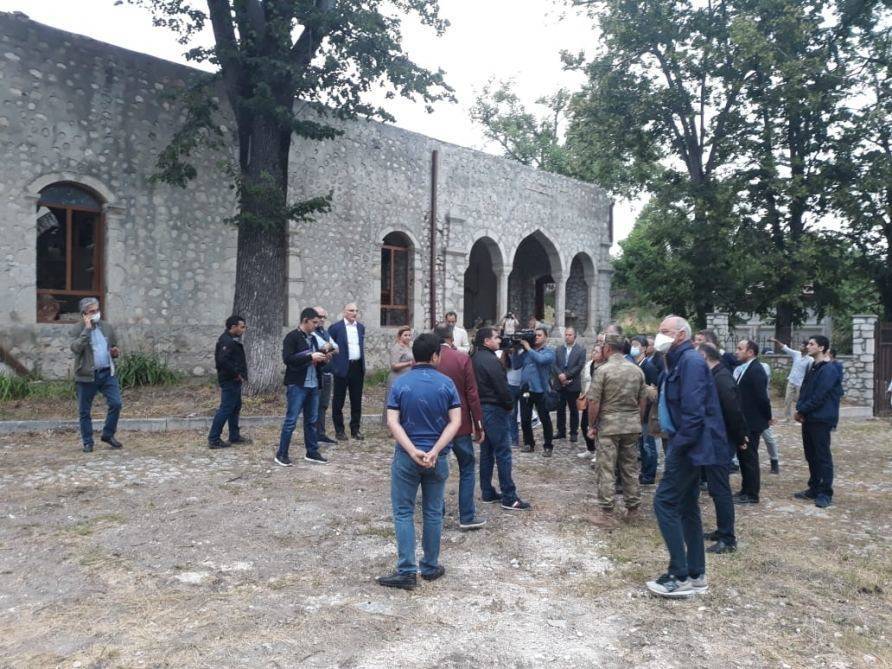 Представители аккредитованного в Азербайджане дипкорпуса побывали во дворце Панахали хана в Шуше (ФОТО)