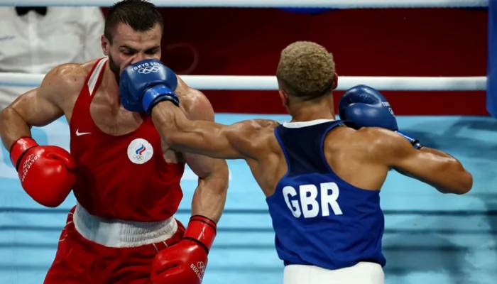Россиянин Хатаев и ирландец Уолш стали бронзовыми призерами Олимпиады в боксе