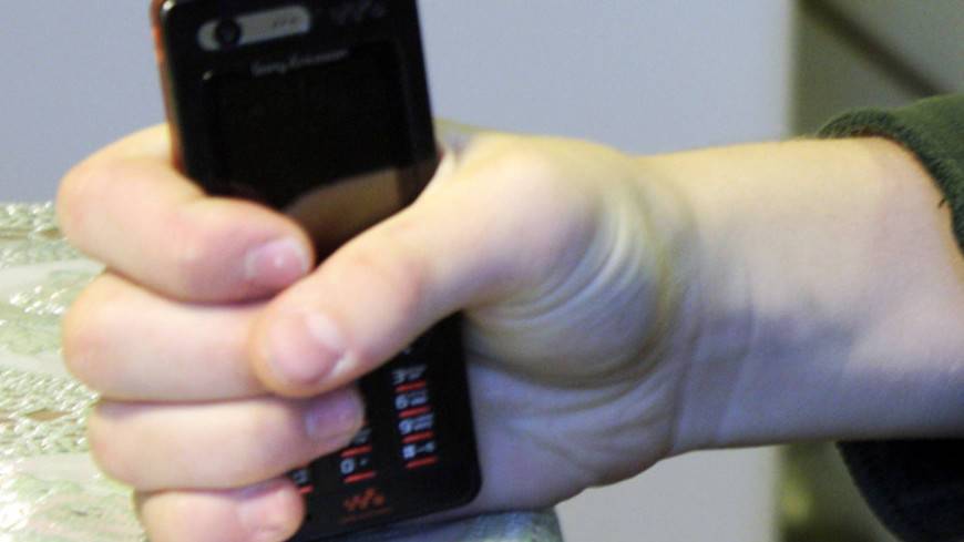 Операторы связи рассказали, сколько россиян пользуются кнопочными телефонами