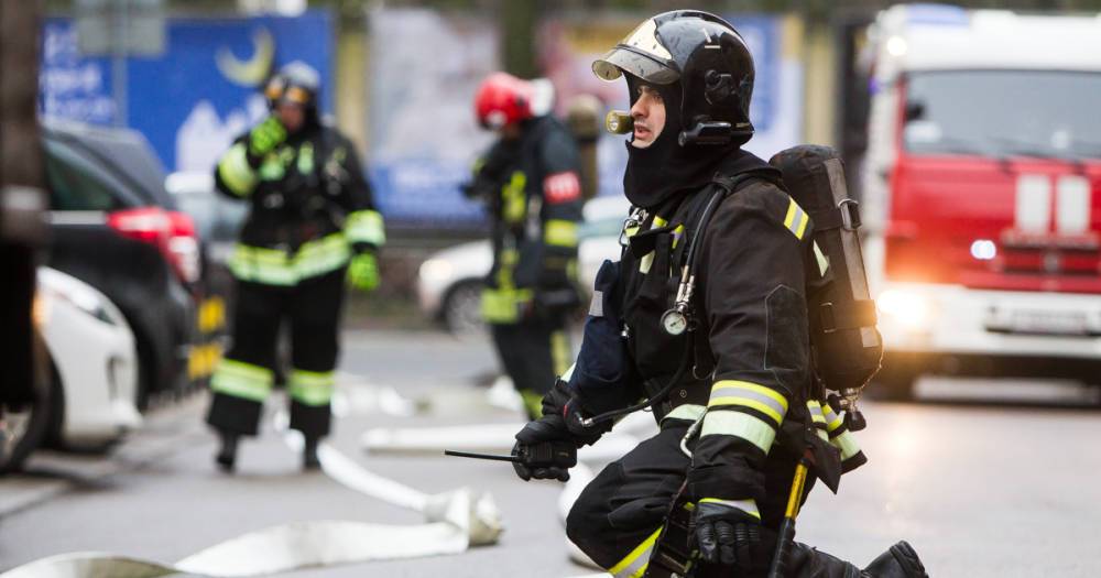 При пожаре в Черняховске спасли трёх жителей пятиэтажки, есть пострадавшие