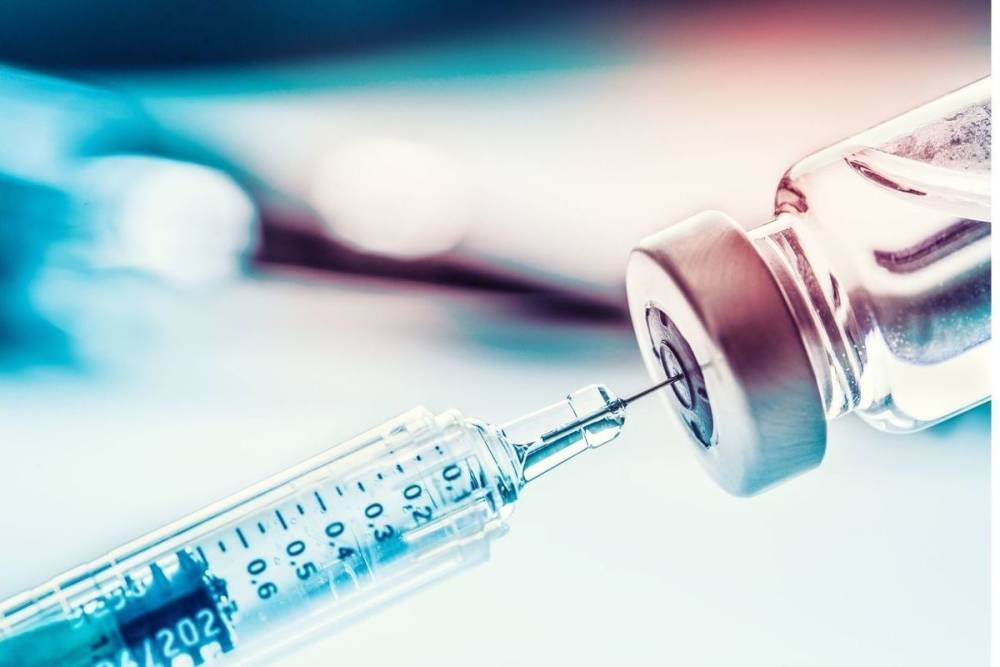 В Петербург прибыло почти 100 тысяч доз вакцины «Спутник Лайт»