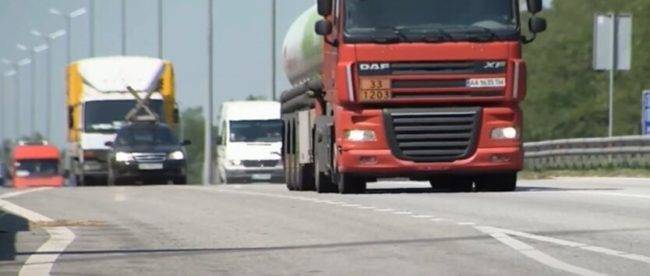 В Киеве ввели ограничения на въезд грузовиков из-за аномальной жары