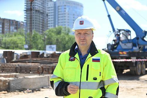 Андрей Бочкарев: В Москве 300 домов расселяется по программе реновации