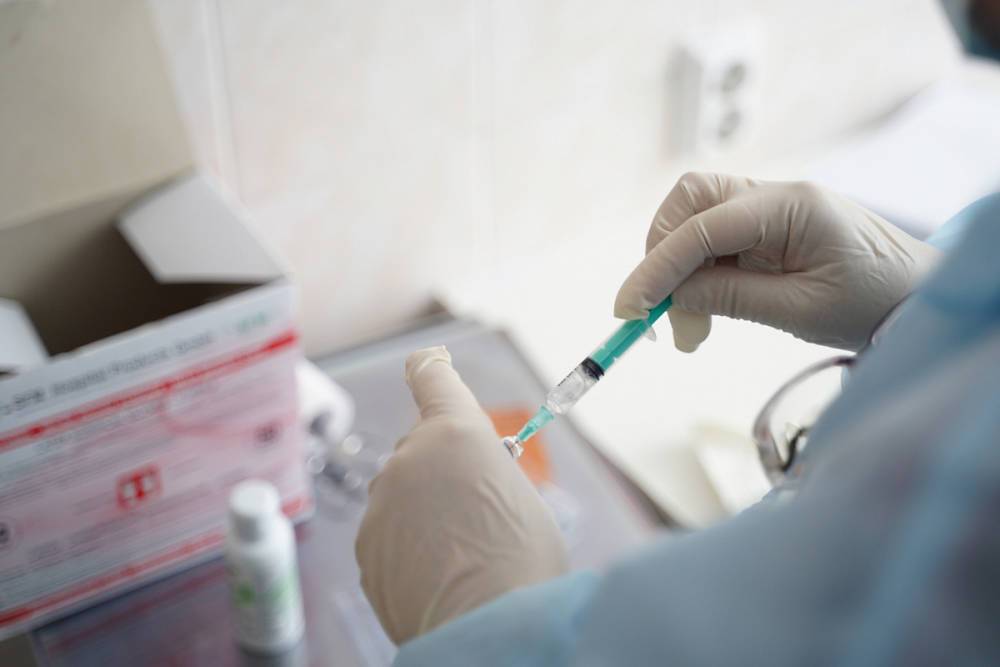 За сутки в Тверской области вакцинировались больше 2,2 тысяч человек